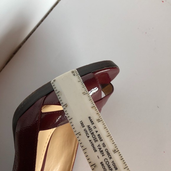 Ann Taylor Wine Red high heel patent leather sandals, Size 6M - Picture 7 of 8